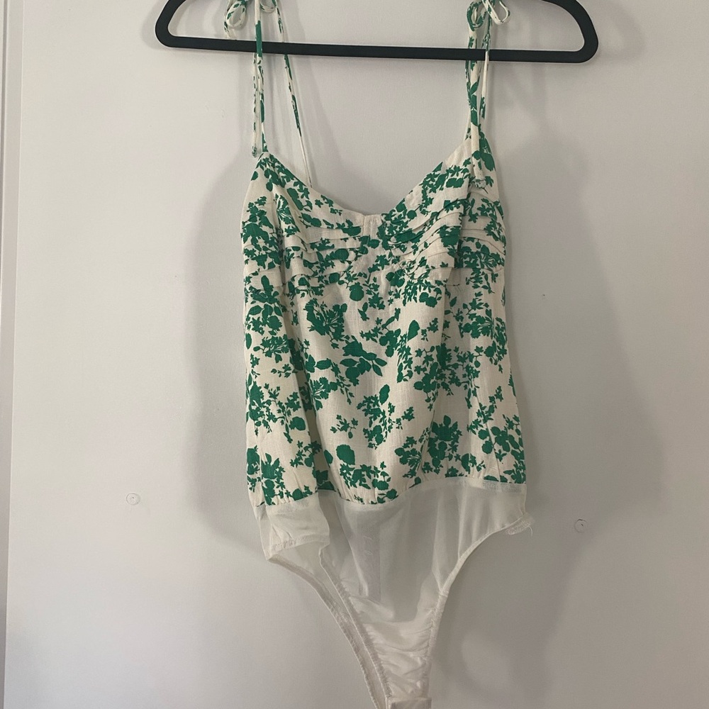 Lulu's Green Floral Tie-Shoulder Bodysuit